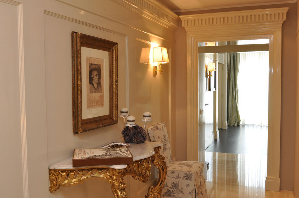 La Scelta Di Goethe - Luxury Suites Rom Exteriör bild